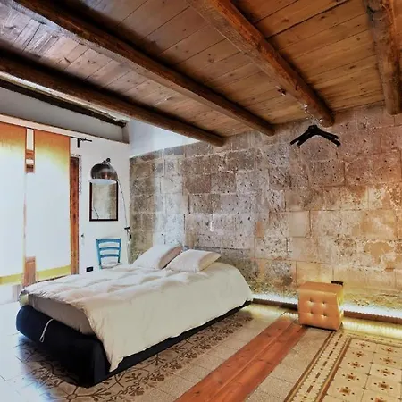 Melville Bed and Breakfast *